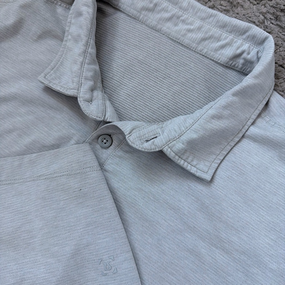 Lululemon Men’s Large Gray Evolution Short-Sleeve Polo Shirt